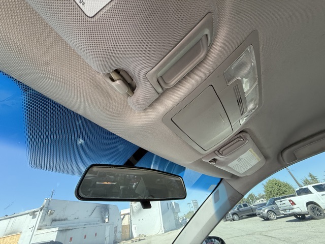 2014 Toyota Camry SE photo 22