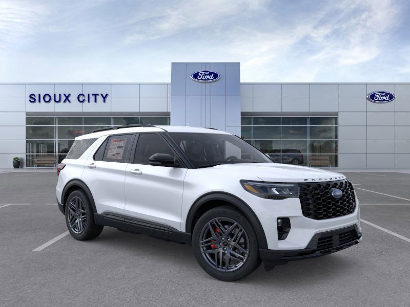 2026 Ford Explorer ST photo 4