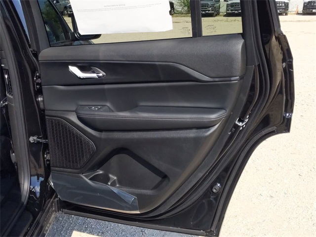 2025 Jeep Grand Cherokee Laredo Altitude photo 26