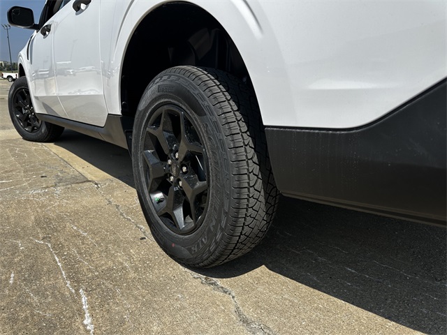 2025 Ford Maverick XLT photo 5