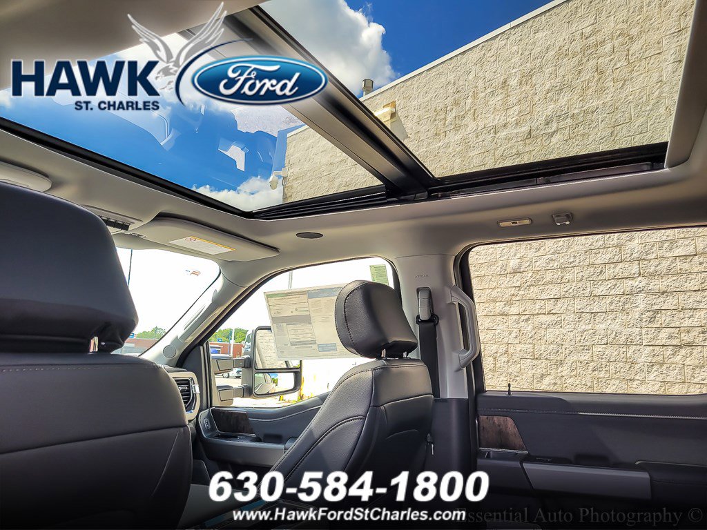 2025 FORD F-250 - Image 10