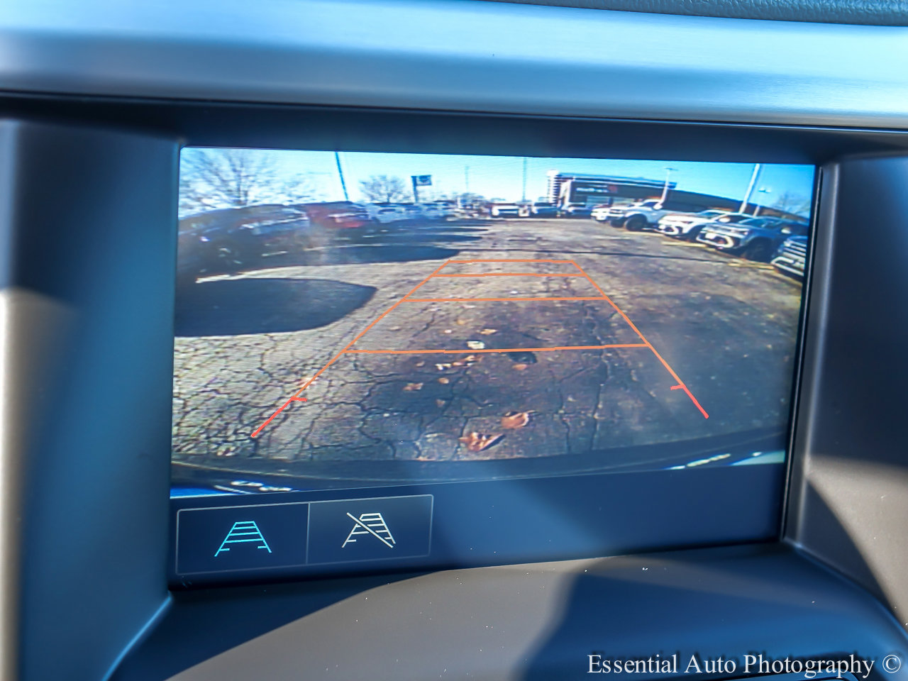 2018 GMC ACADIA - Image 13