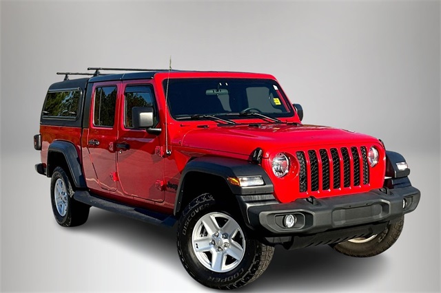 2020 Jeep Gladiator Sport S's photo
