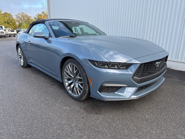 2025 Ford Mustang EcoBoost Premium's photo