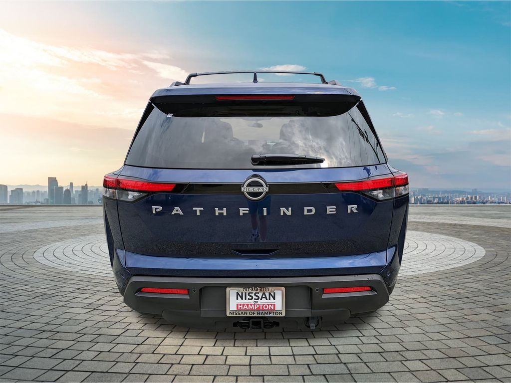 2025 Nissan Pathfinder SV photo 4