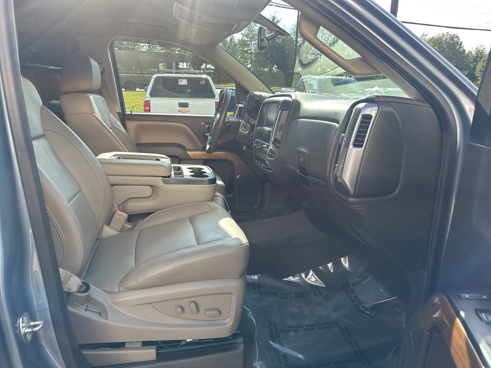 2016 Chevrolet Silverado 1500 LTZ photo 27
