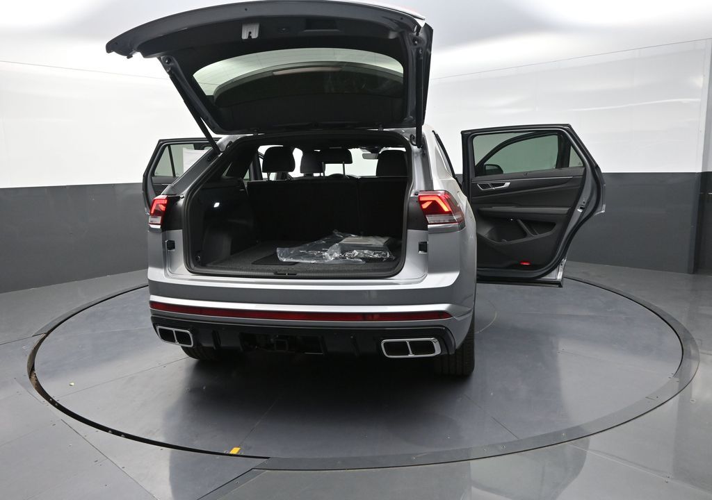 2025 Volkswagen Atlas Cross Sport SEL Premium R-Line photo 31