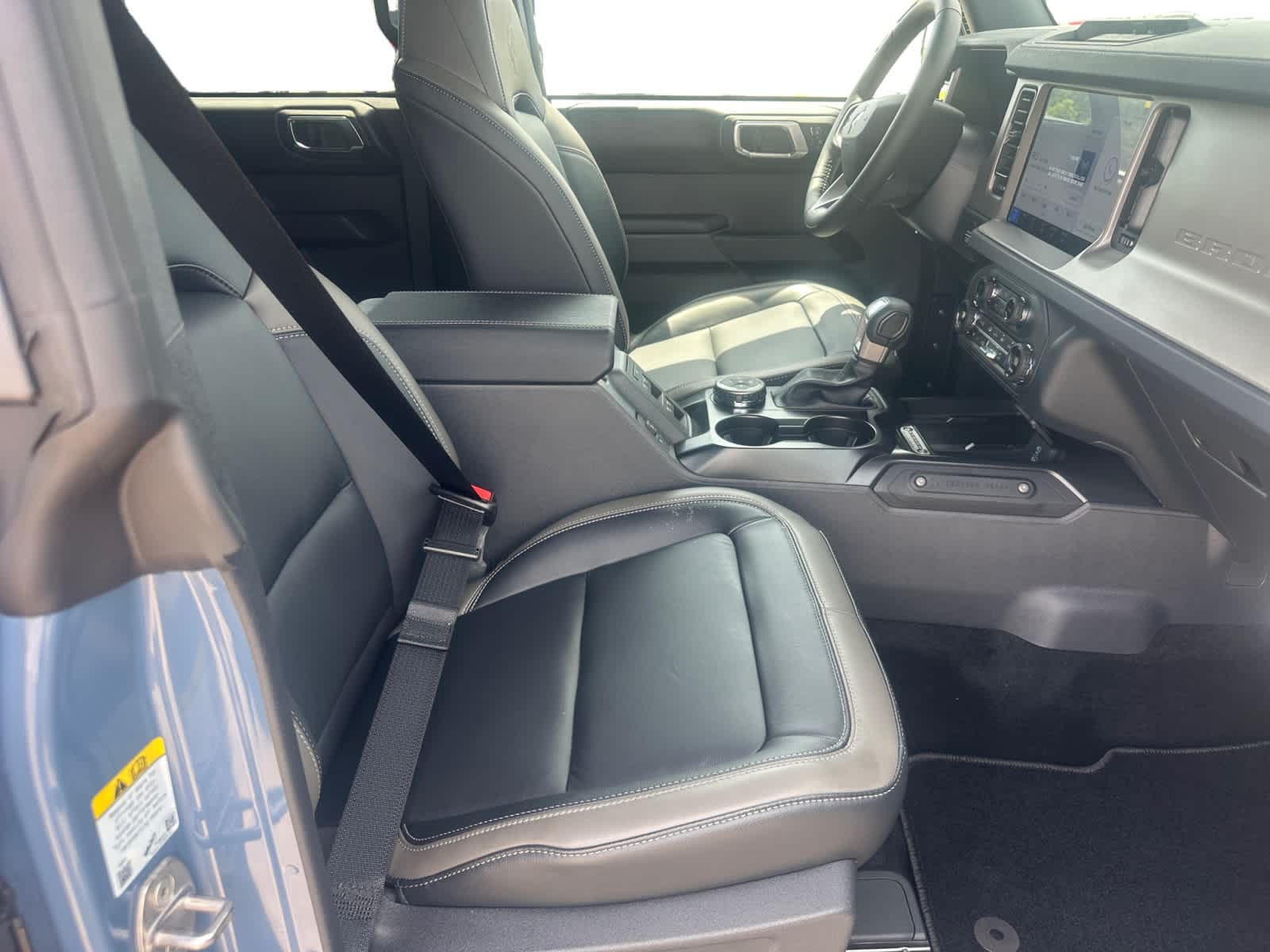 2025 Ford Bronco Outer Banks photo 10