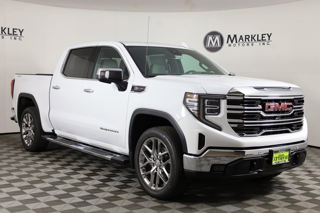 2026 GMC Sierra 1500 SLT's photo