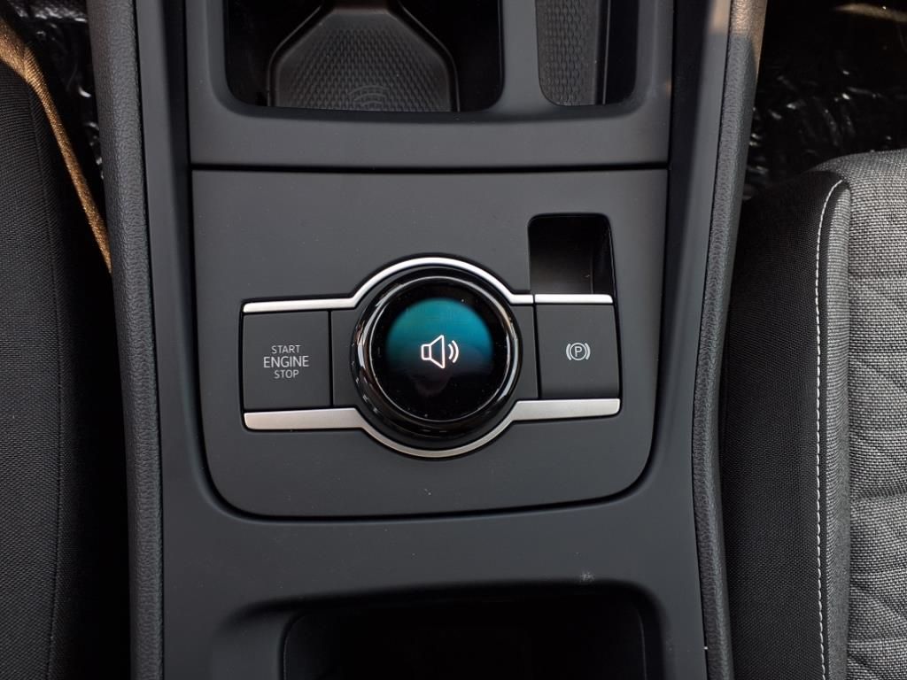 2025 Volkswagen Tiguan S photo 10