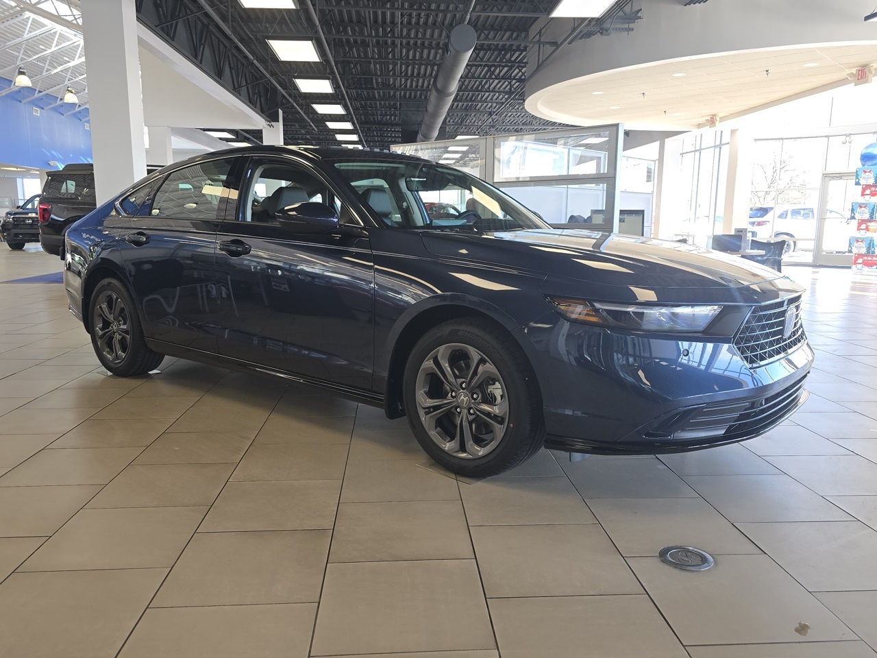 2025 Honda Accord Hybrid EX-L's photo