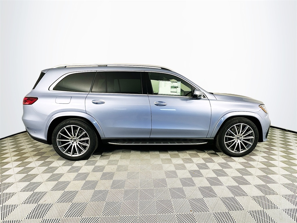2026 Mercedes Benz GLS 580 4MATIC photo 8