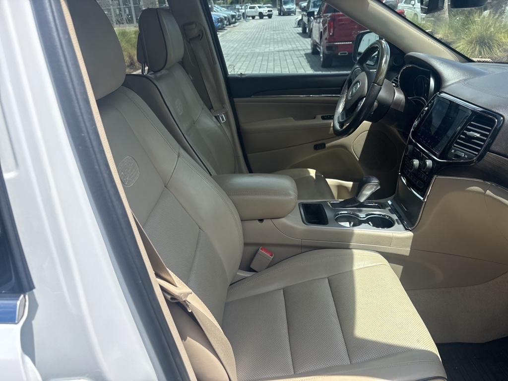 2021 Jeep Grand Cherokee Overland photo 19