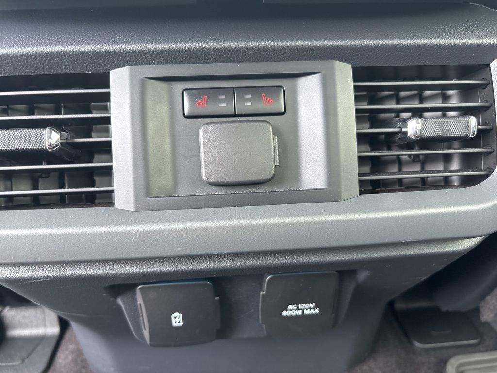 2021 Ford F-150 Lariat photo 29