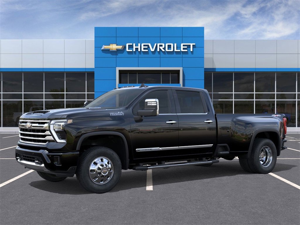 2025 Chevrolet Silverado 3500HD High Country photo 2