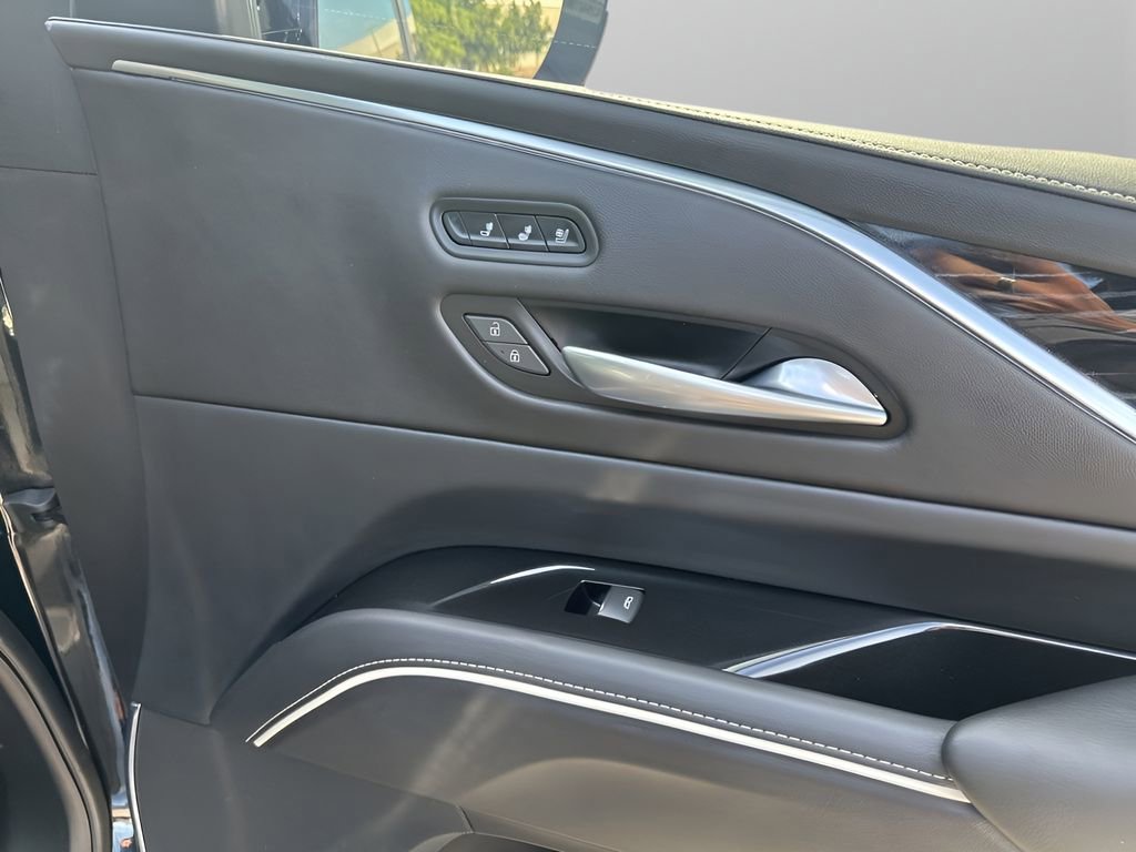 2023 Cadillac Escalade Sport photo 39