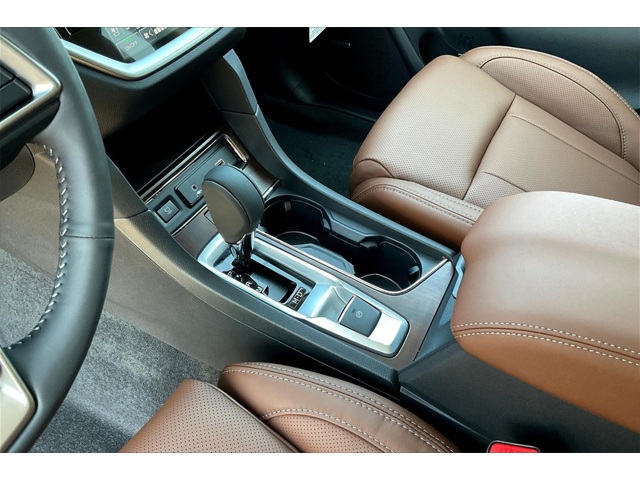 2025 Subaru Ascent Touring photo 17