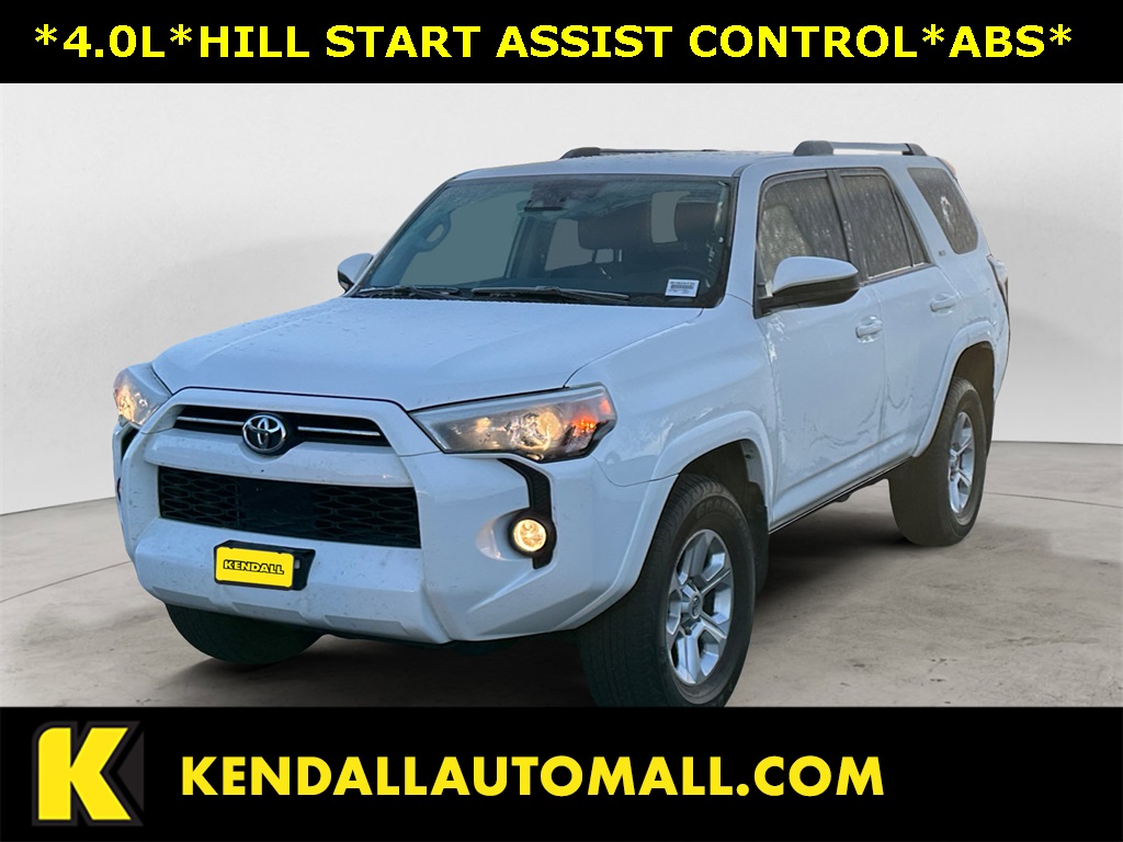 2020 Toyota 4Runner SR5's photo