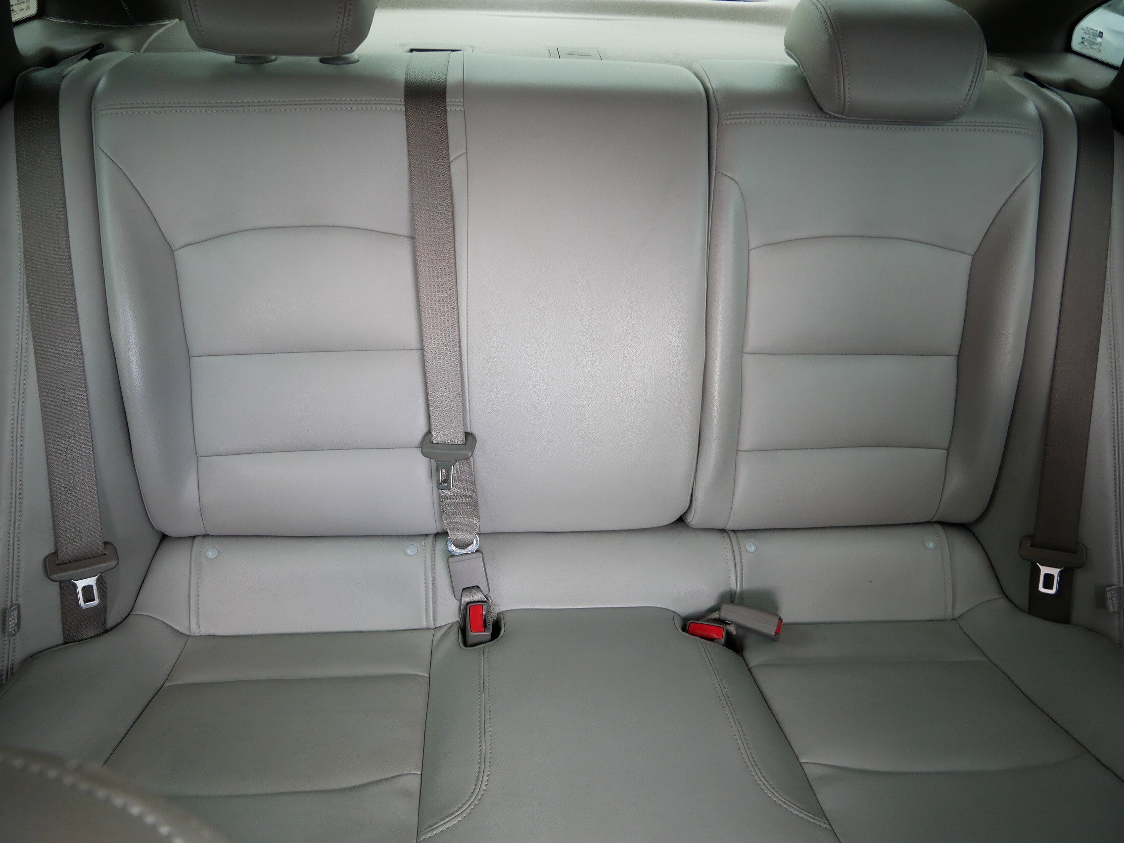 2019 Chevrolet Malibu LS photo 13