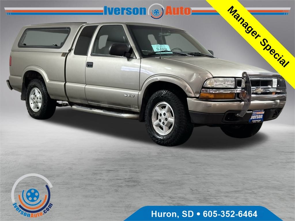 2003 Chevrolet S-10 LS