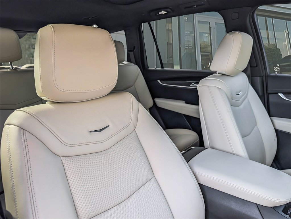 2025 Cadillac XT6 Sport photo 23