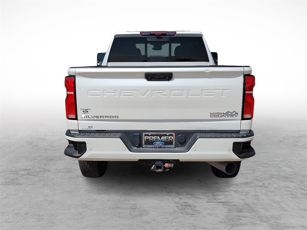 2024 Chevrolet Silverado 2500HD High Country photo 9