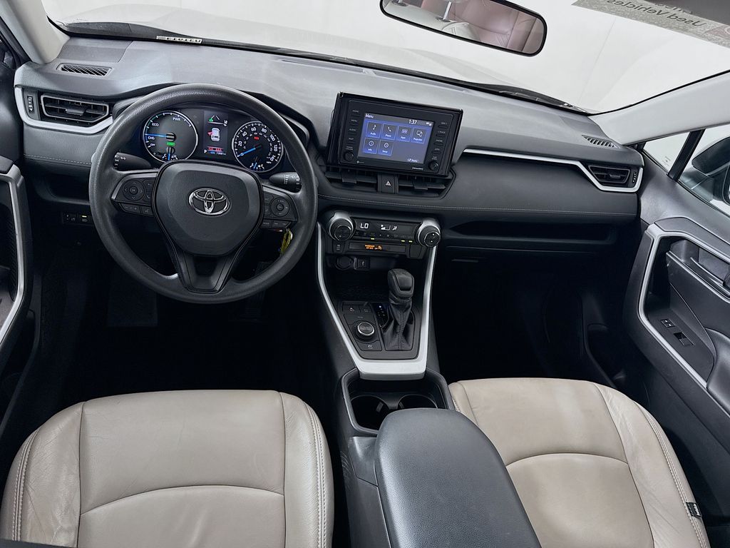 2021 Toyota RAV4 Hybrid LE photo 19