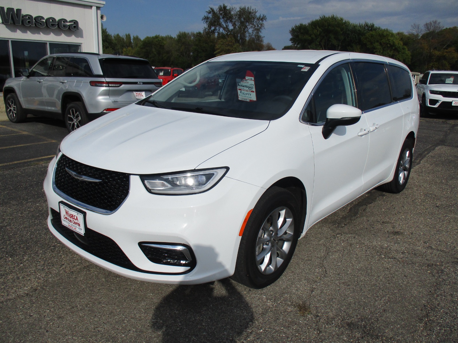 Used 2023 Chrysler Pacifica Touring L with VIN 2C4RC3BG6PR554766 for sale in Waseca, Minnesota