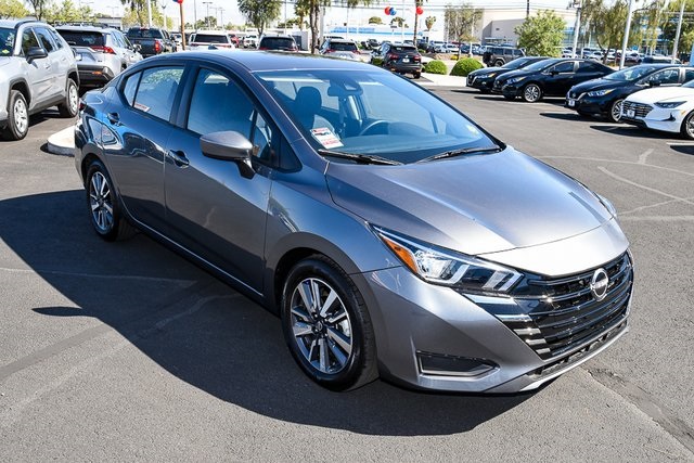 2025 Nissan Versa Sedan SV