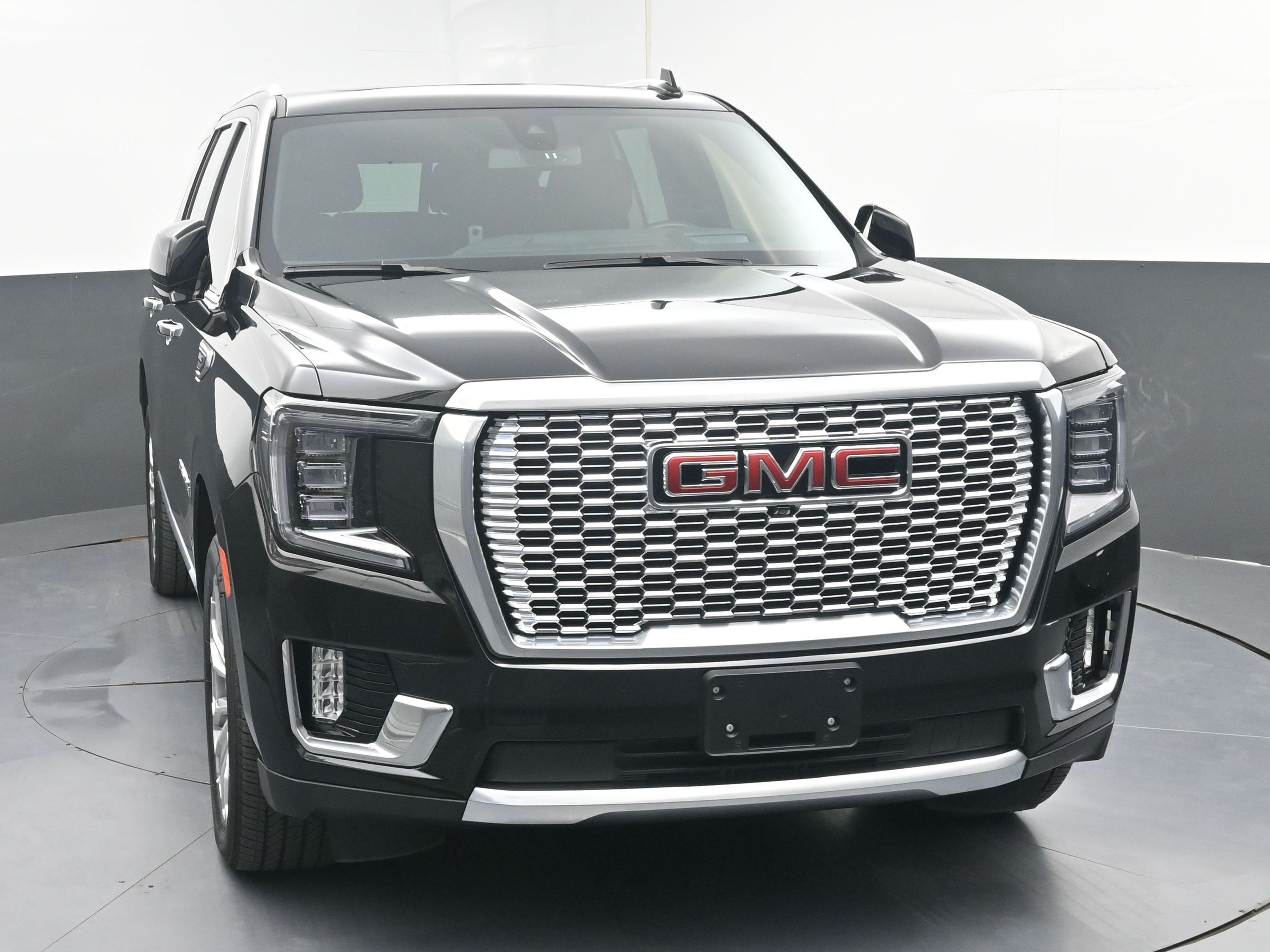 2022 Gmc Yukon Denali photo 2