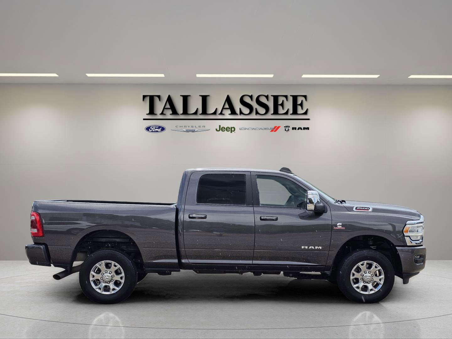 2024 Ram 2500 Laramie photo 7