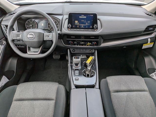 2026 Nissan Rogue SV photo 7