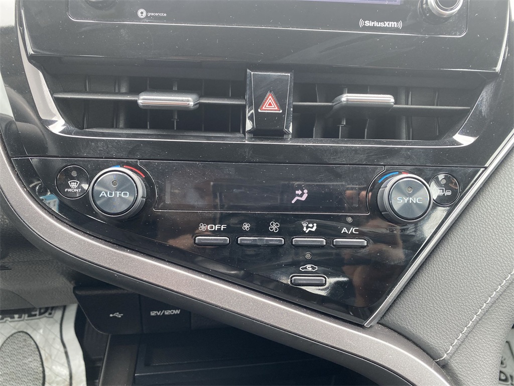2023 Toyota Camry SE photo 20