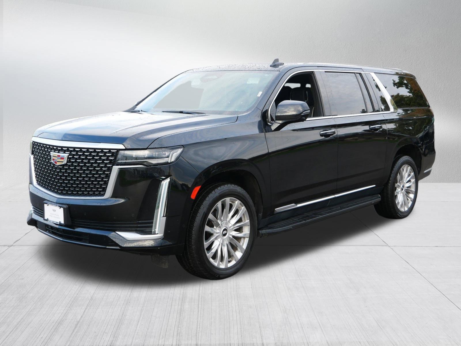 2023 Cadillac Escalade ESV Premium Luxury photo 2