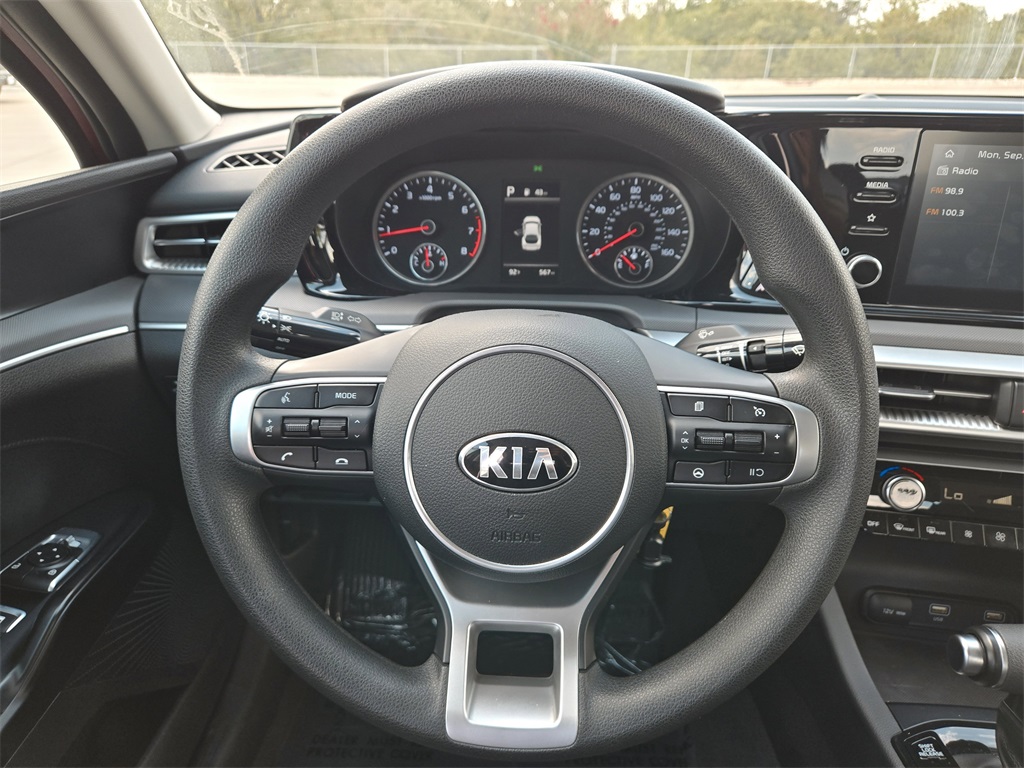2021 Kia K5 LX photo 14