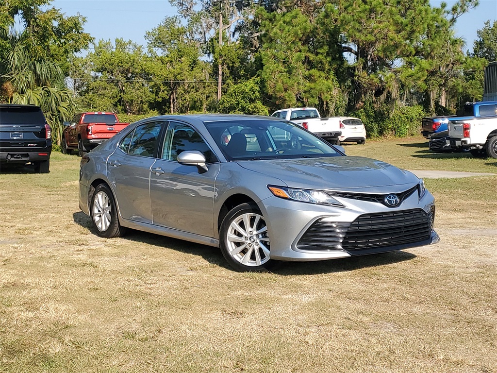 2023 Toyota Camry LE photo 34