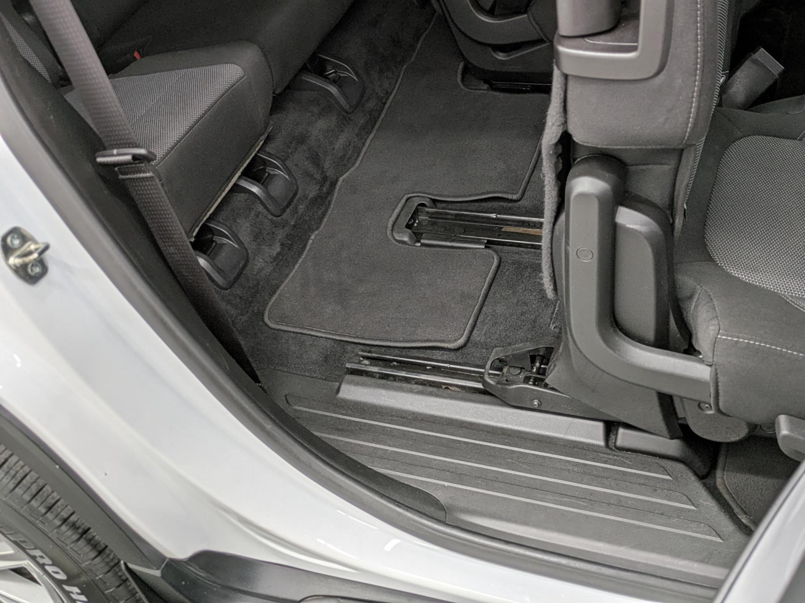 2022 Chevrolet Traverse Cloth photo 15