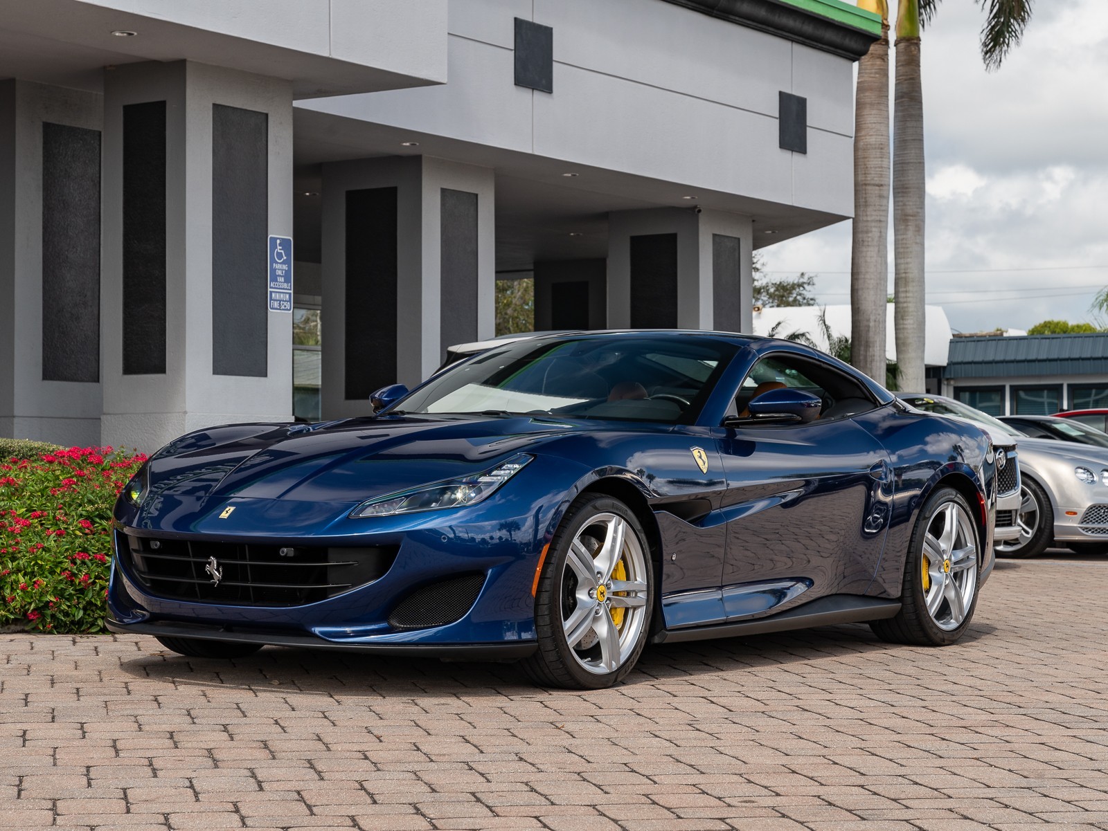 2019 Ferrari Portofino photo 33