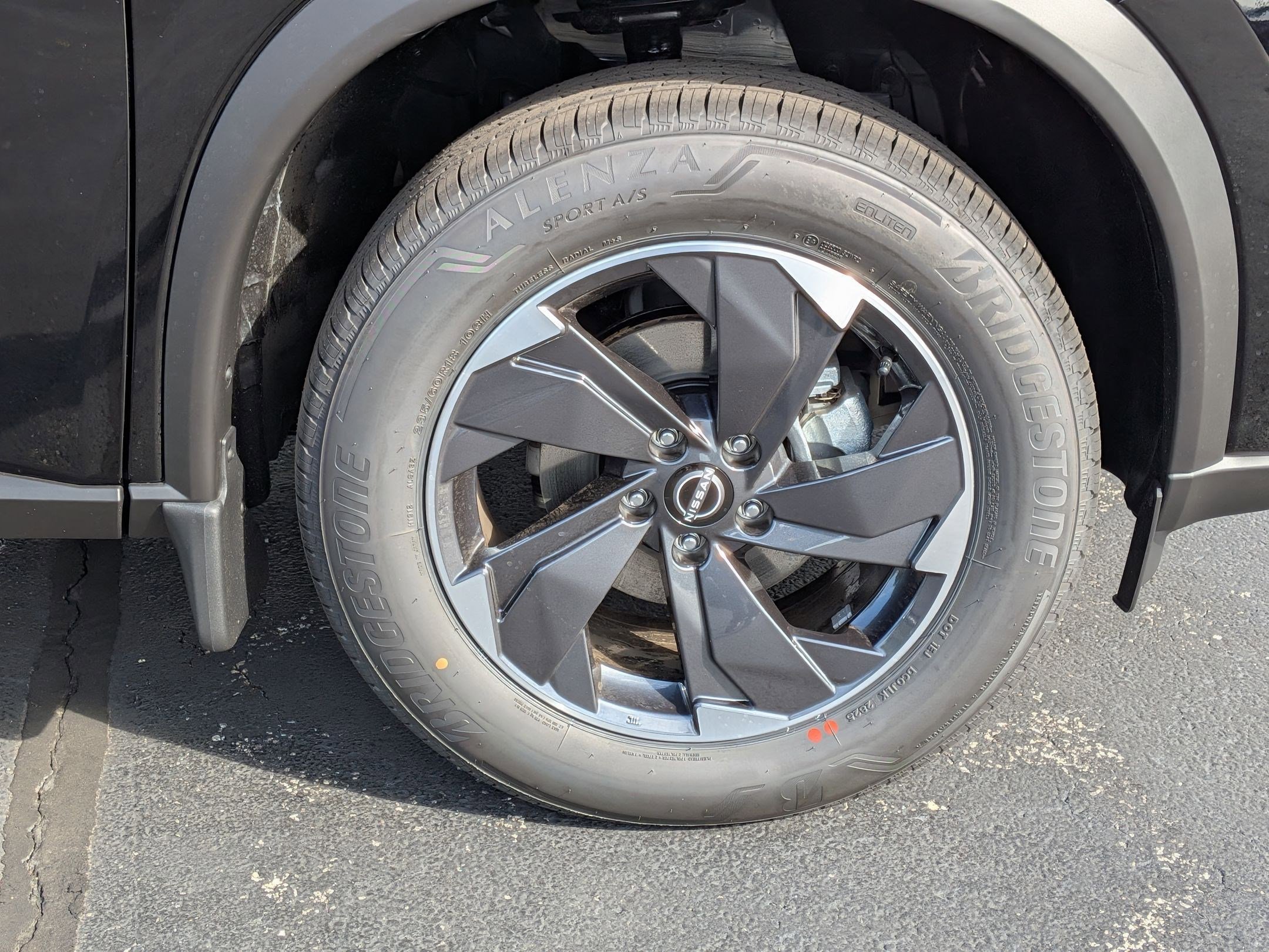 2026 Nissan Rogue SV photo 23