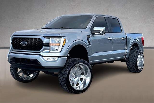 2022 Ford F-150 XL's photo