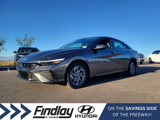 2025 Hyundai Elantra Blue's photo