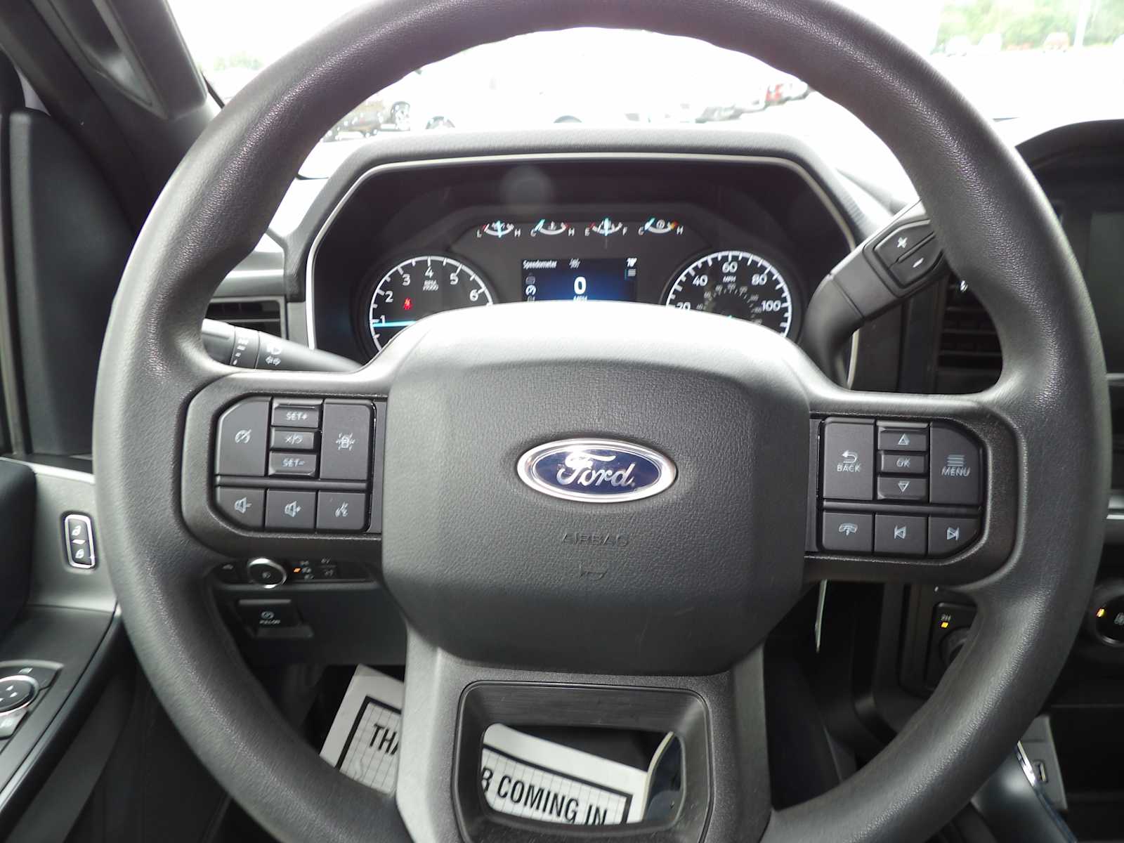 2022 Ford F-150 XL photo 17