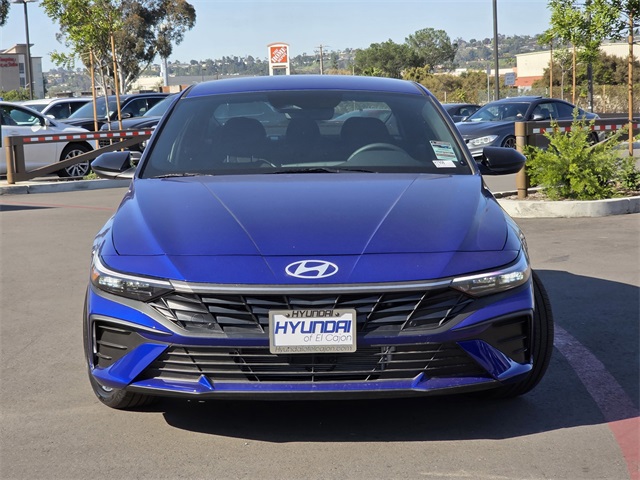 2025 Hyundai Elantra Hybrid SEL Sport photo 2