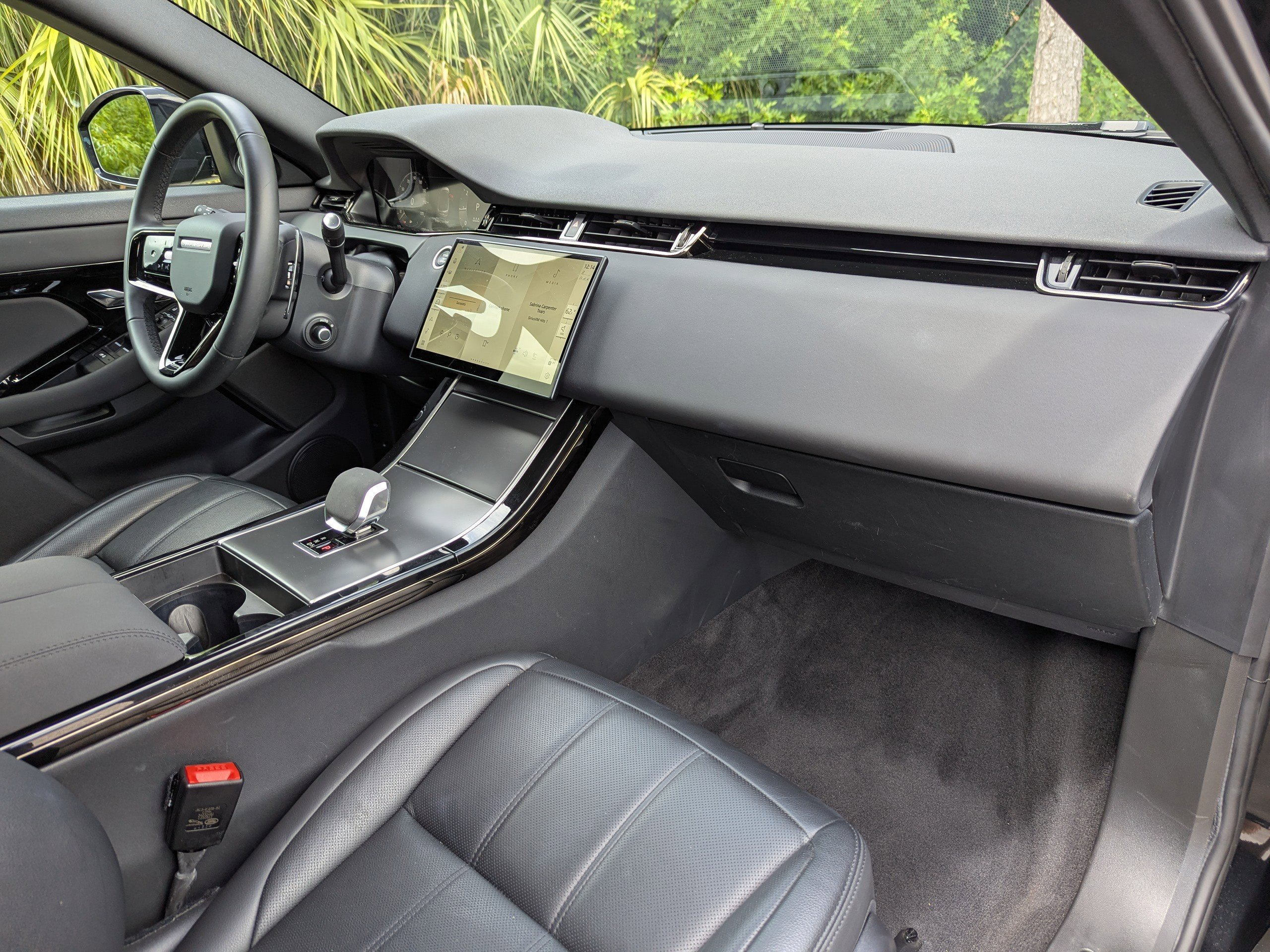 2024 Land Rover Range Rover Evoque Dynamic SE photo 12