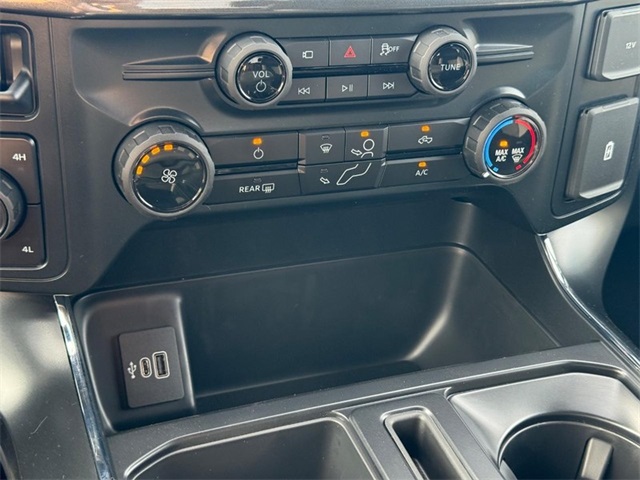 2025 Ford F-150 STX photo 12