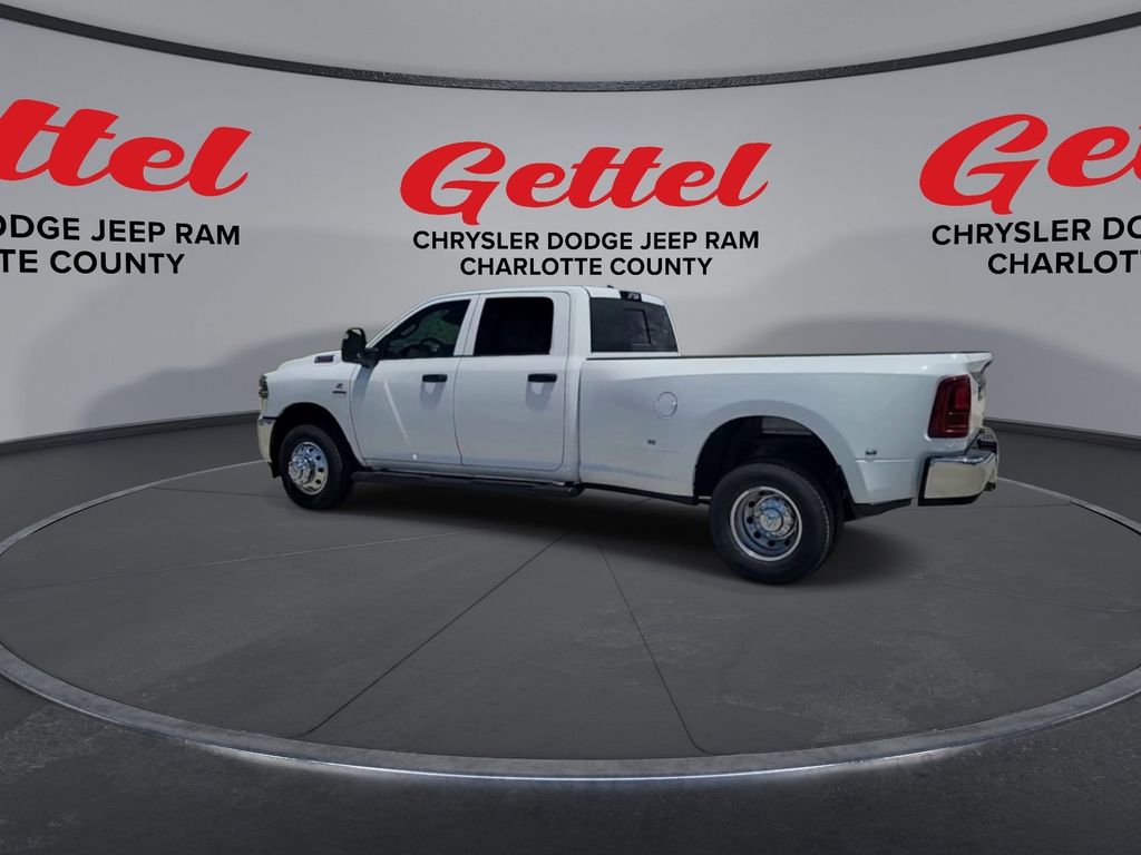 2025 Ram 3500 Tradesman photo 4