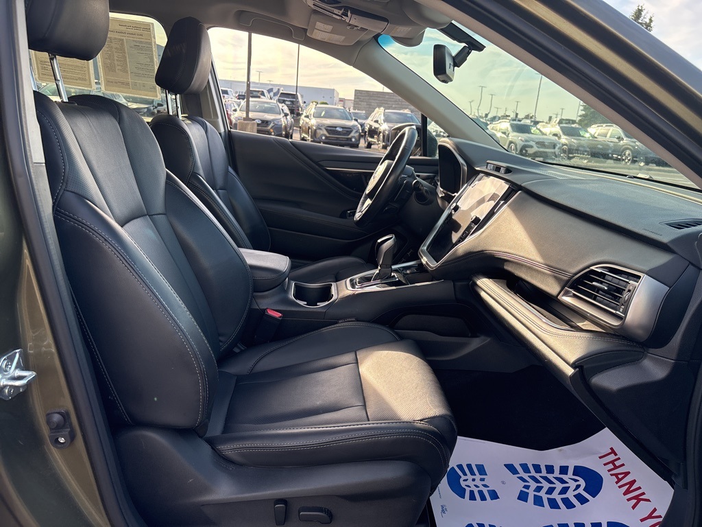 2022 Subaru Outback Limited photo 9
