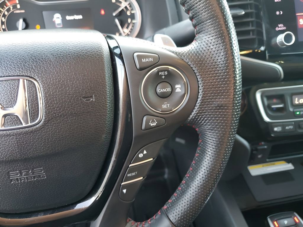 2021 Honda Ridgeline Black Edition photo 34