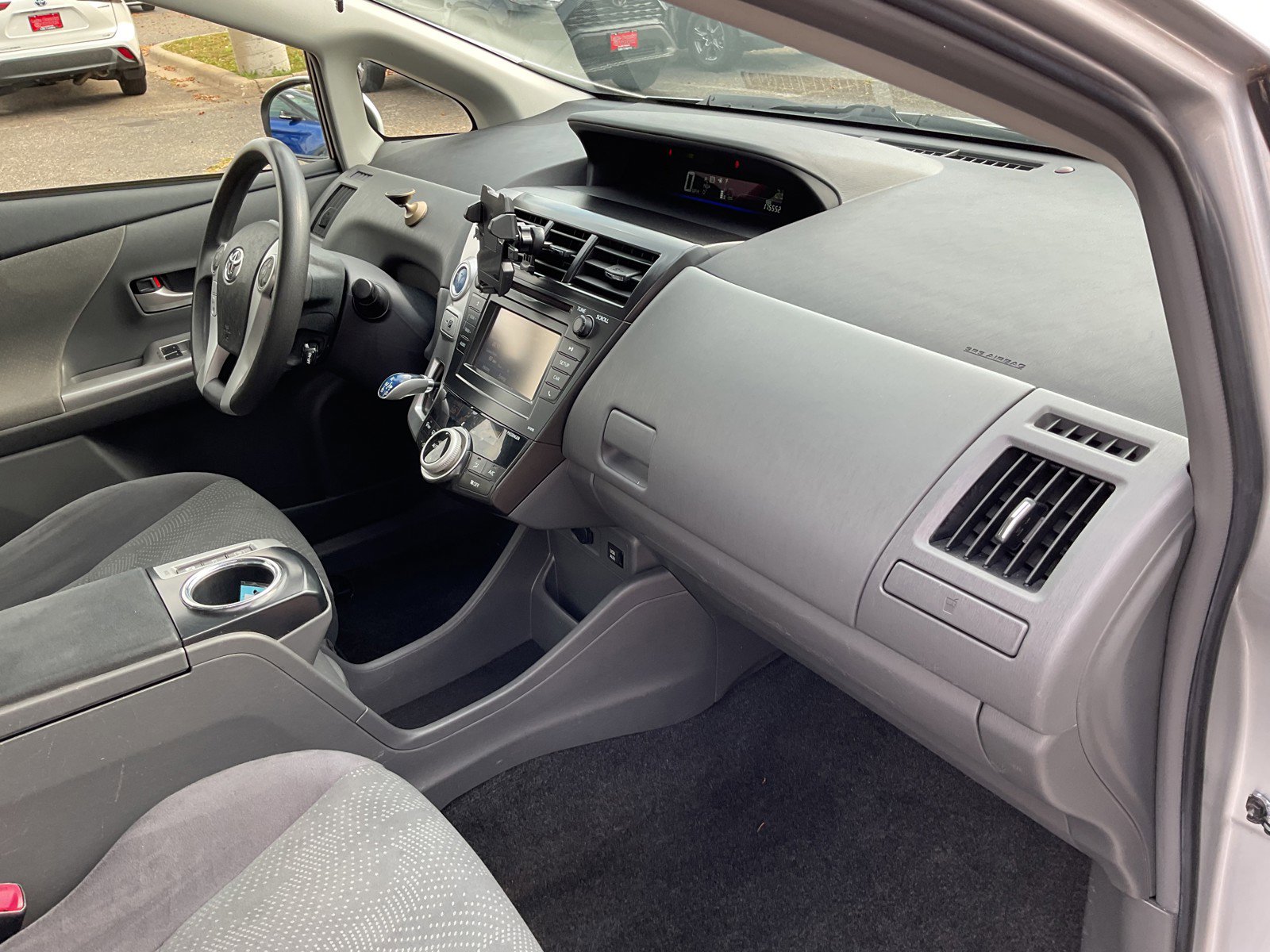 2012 Toyota Prius V Two photo 27