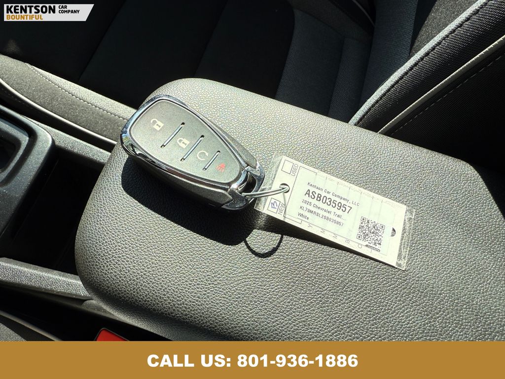 2025 Chevrolet Trailblazer LT photo 32